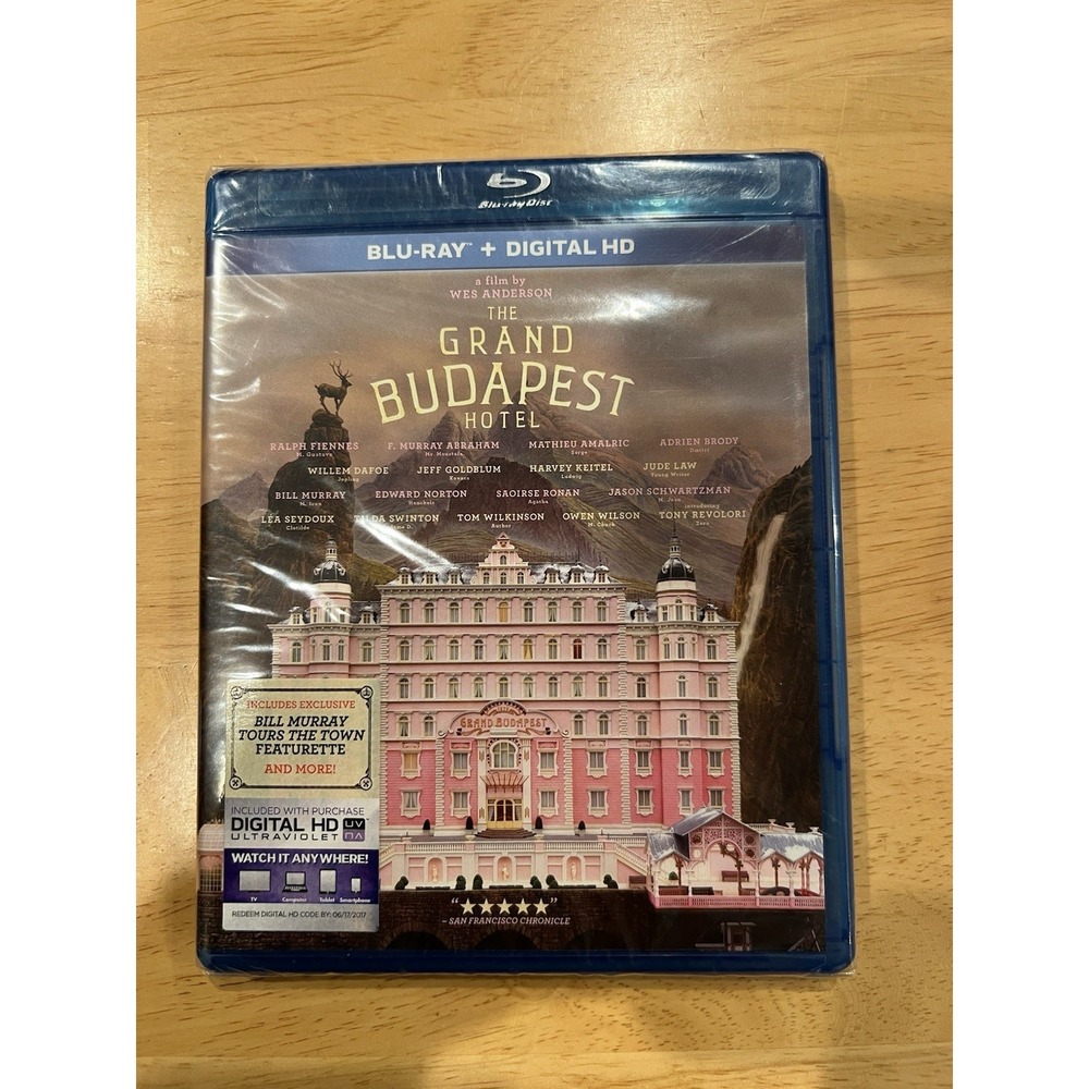 The Grand Budapest Hotel (Blu-ray,‎ 2014) Wes Anderson BRAND NEW